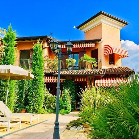 B&B Desenzano Paradise Desenzano del Garda Buitenkant foto