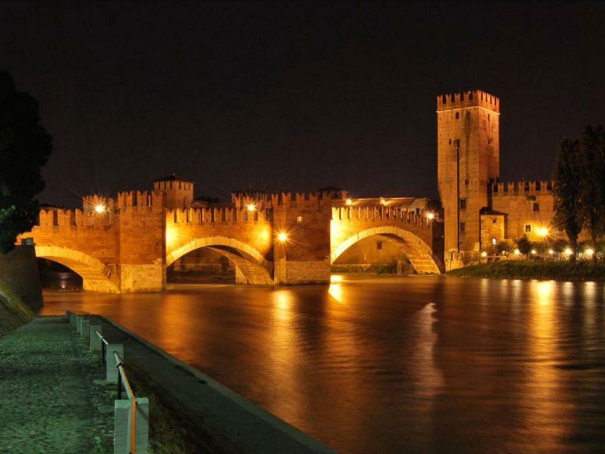 B&B Desenzano Paradise Desenzano del Garda Buitenkant foto
